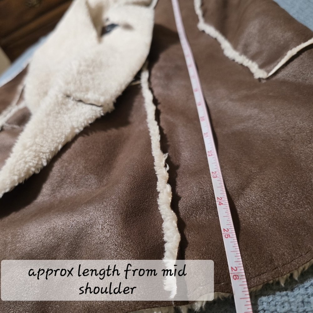 Me Jane | Large | Two Tone Faux Fur And Faux Suede Waterfall Vest - Picture 10 of 10